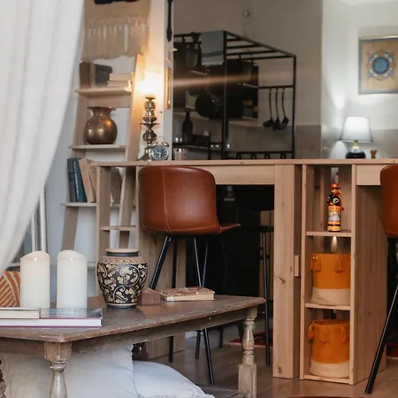 Beds In Shared - Beograd Na Vodi Shared Bedrooms In Shared Hostel