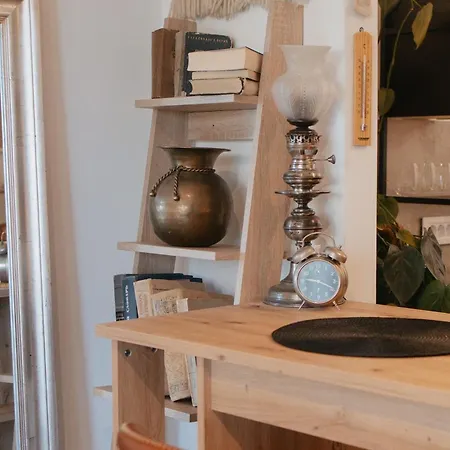 Beds In Shared - Beograd Na Vodi Shared Bedrooms In Shared Vandrarhem *